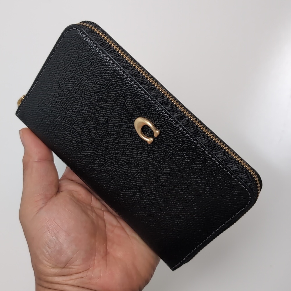 Coach CI194 Leather Medium Zip Around Wallet Brass/Black (Frim Price - Last One)